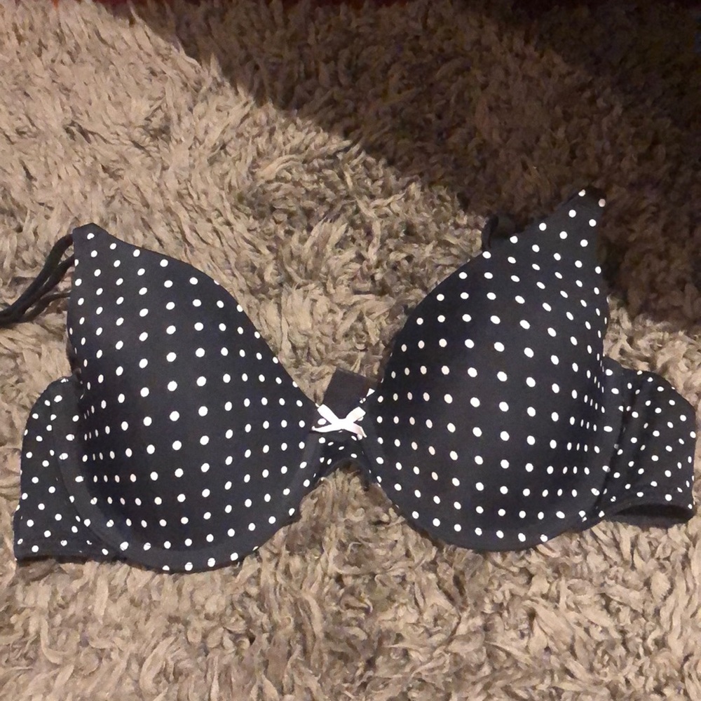 Black polka dot bra